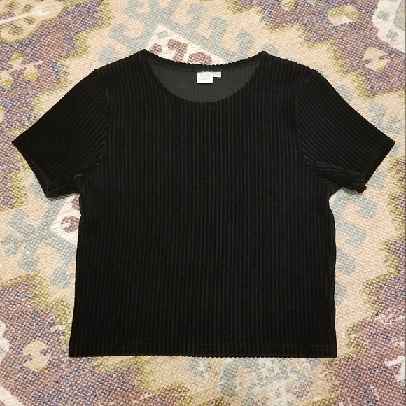 Twik corduroy cropped tee - black - Picture 1 of 4